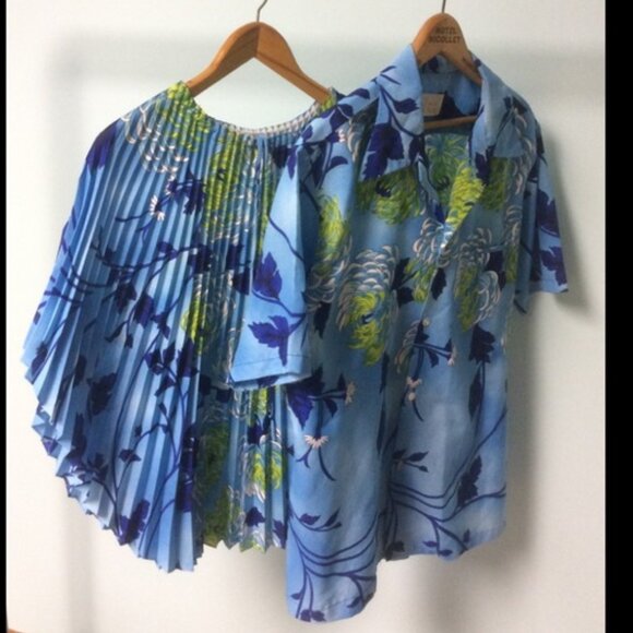 Hawaiian Palm Jackets & Blazers - Vintage His & Hers Matching Hawaiian Aloha shirt & capelet 2pc set